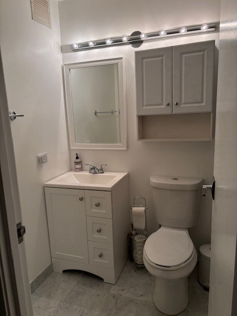 Building Photo - 3660 N Lake Shore Dr