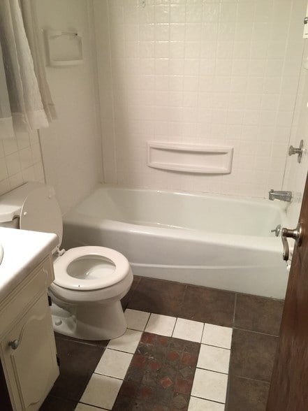 Building Photo - 219 E El Cortez Dr