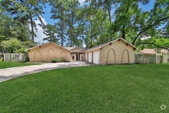 Building Photo - 259 Spring Pines Dr