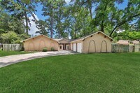 Building Photo - 259 Spring Pines Dr