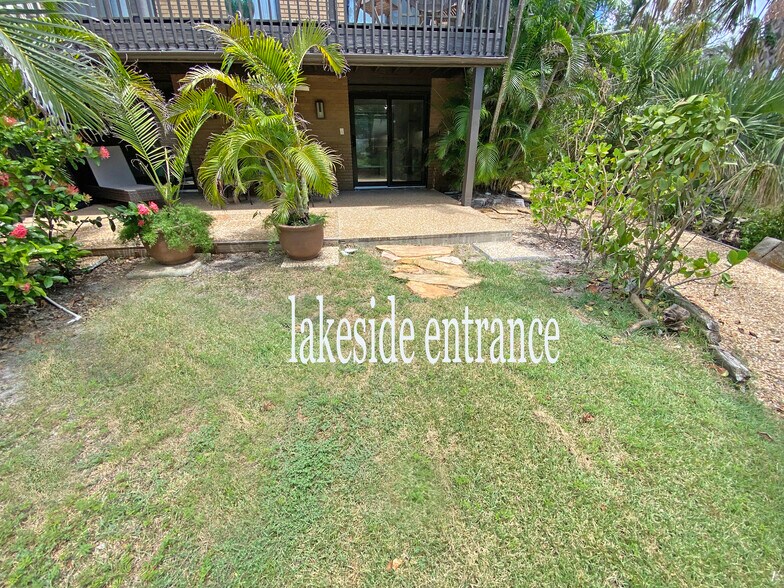 lakeside entrance - 3B Sandy Cove Rd