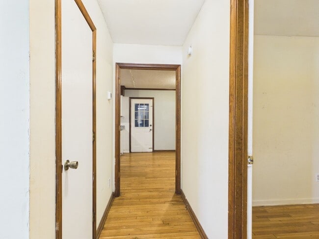 Building Photo - 124 Henrico St