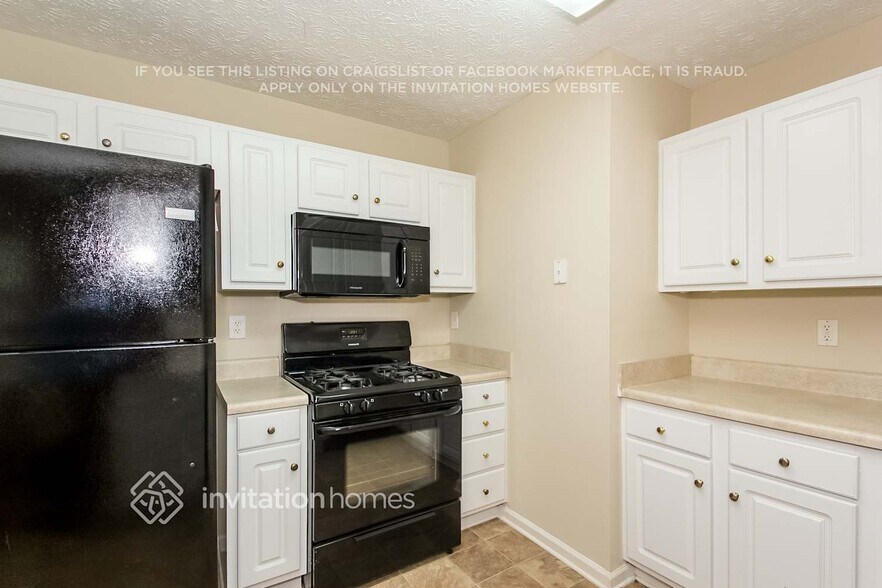 Building Photo - 180 Eastfield Ct