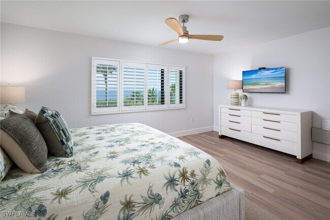 Building Photo - 10475 Gulf Shore Dr