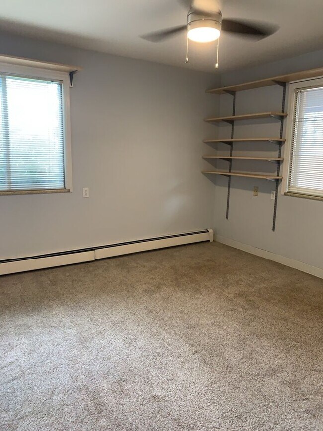 Building Photo - 1309 Kirkwood Dr