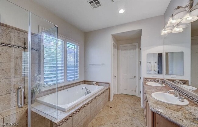 Building Photo - 2428 Granada Bluff Ct