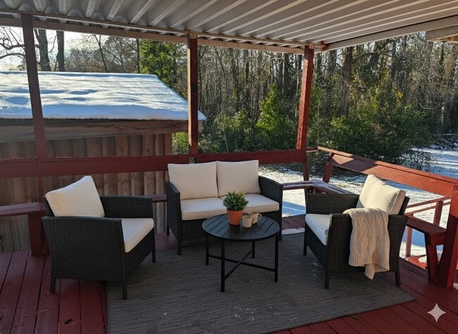 Building Photo - 5632 Birch Rd