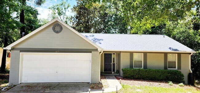Primary Photo - 419 Stone House Rd