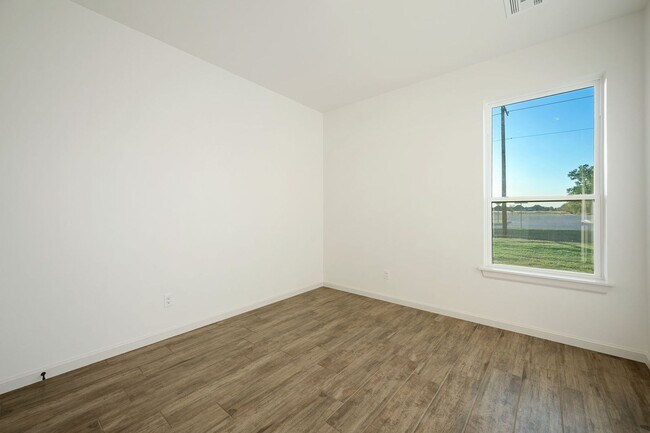 Building Photo - 5017 Misty Wood Ln