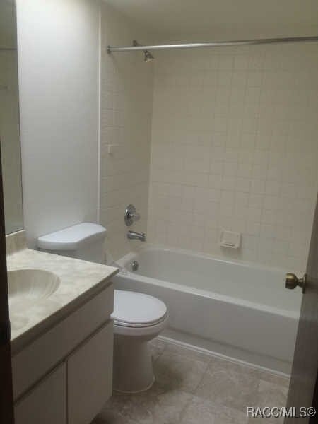 Building Photo - 270 E Glassboro Ct