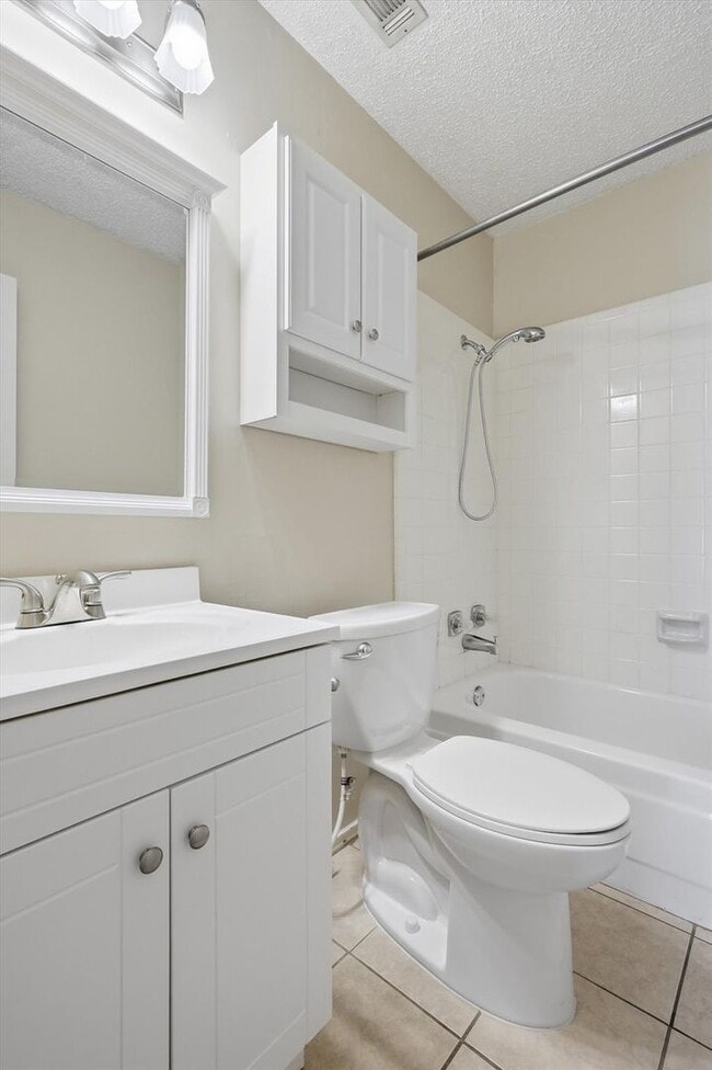 Building Photo - Half of Duplex Ready for New Tenants- 2 Bed, 2 Bath- North Richland Hills- Birdville ISD- 76180