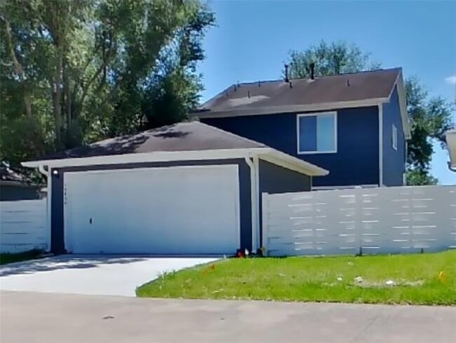 Building Photo - 15839 S Alley Ct