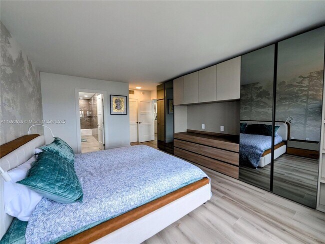 Building Photo - 500 Three Islands Boulevard