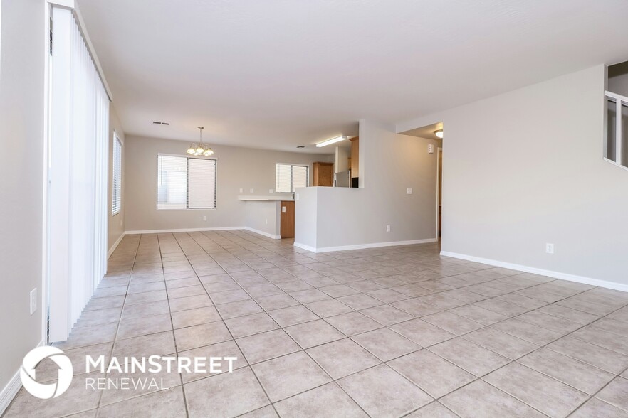 Building Photo - 12560 W St Moritz Ln