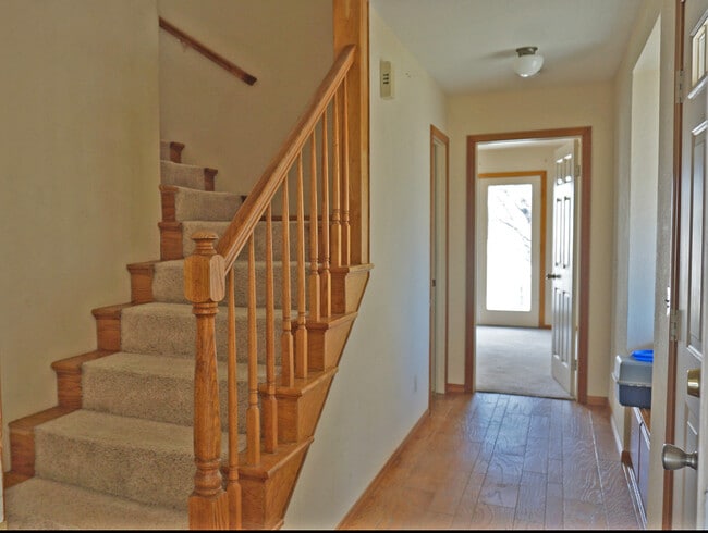 Building Photo - 14849 Ripton Rd