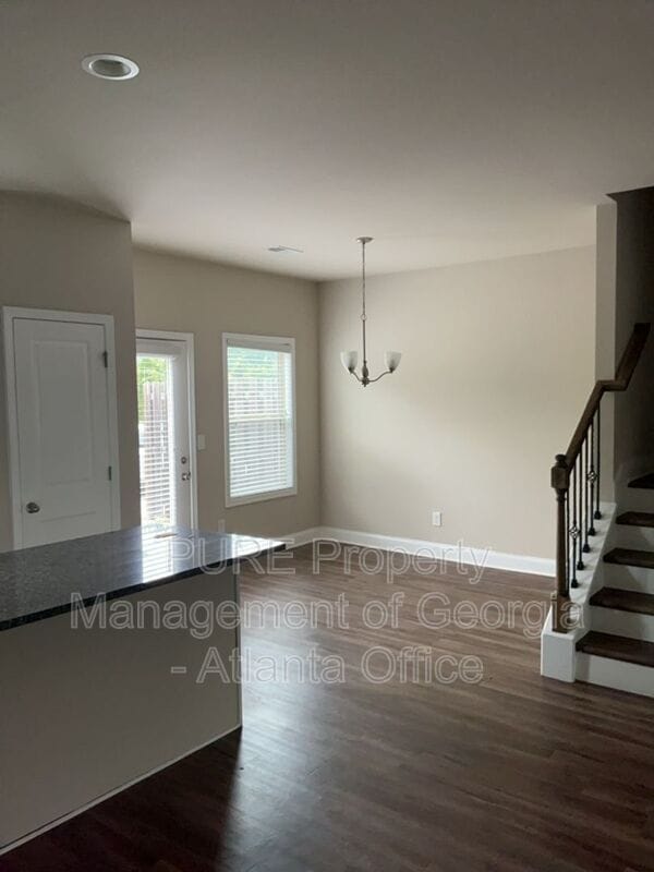 Building Photo - 175 Orchard Dr