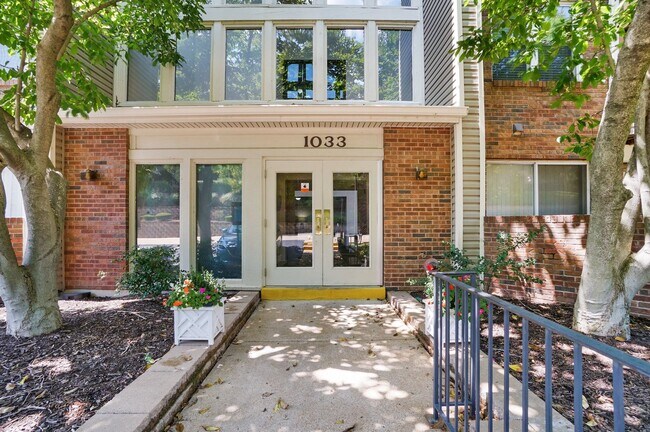 Primary Photo - COMING SOON!! Spacious 2-Bedroom, 2-Bath C...