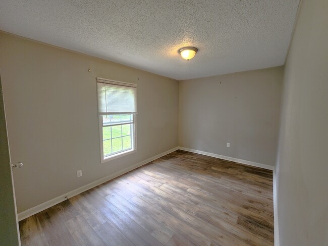 Building Photo - 13281 Hammack Rd