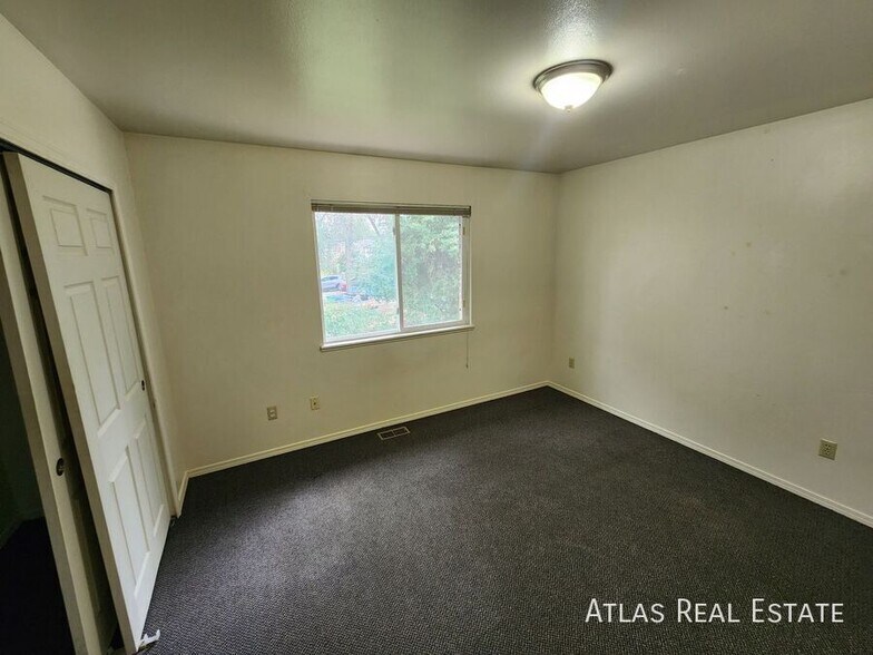 Building Photo - 2208 N 10th Ave