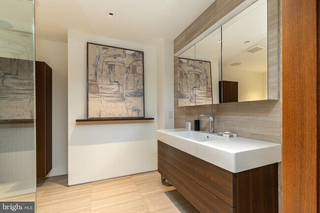 Building Photo - 210 W Rittenhouse Square