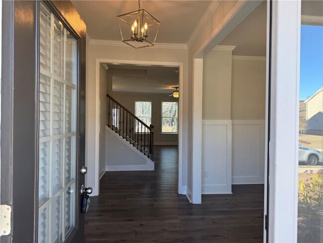 Building Photo - 345 Hellen Vly Dr