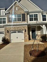 Building Photo - 605 Wetherbrooke Way