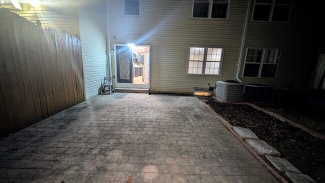 Building Photo - 1070 Millcreek Rd