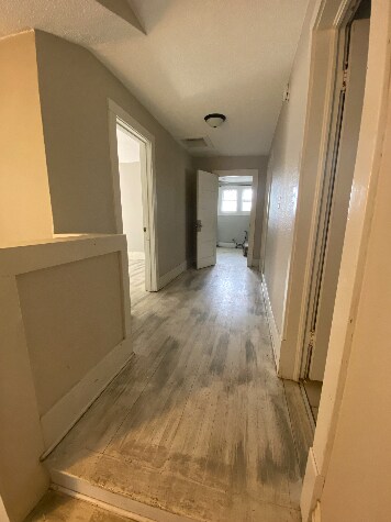 Building Photo - 1341 11th Ave N