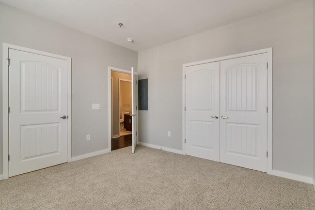 Building Photo - 1118 Litton Ave
