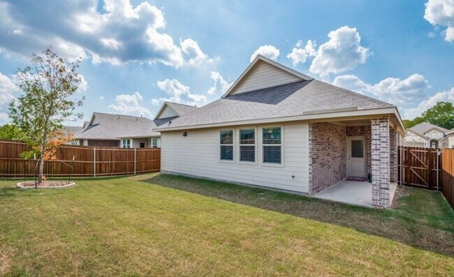 Building Photo - 8424 Gray Squirrel Ln.