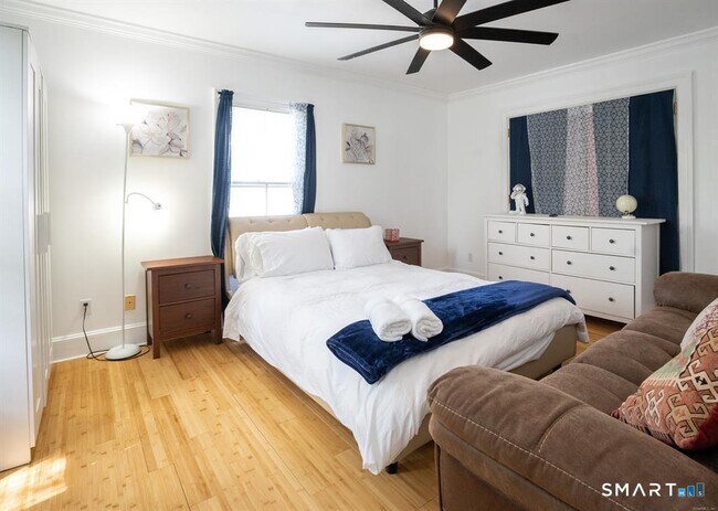 Building Photo - 1 Harmony St