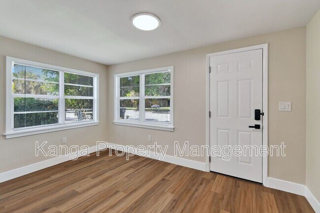 Building Photo - 3714 Morton Ave