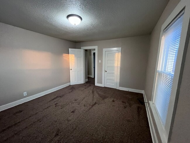 Building Photo - 3117 S Harrison St