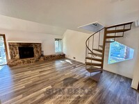 Building Photo - Cozy 2 bedroom on the creek w 1 Car Garage!