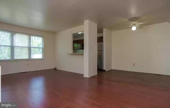 Building Photo - 1521 Stoney Ln