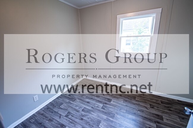 Building Photo - 403 Horner St