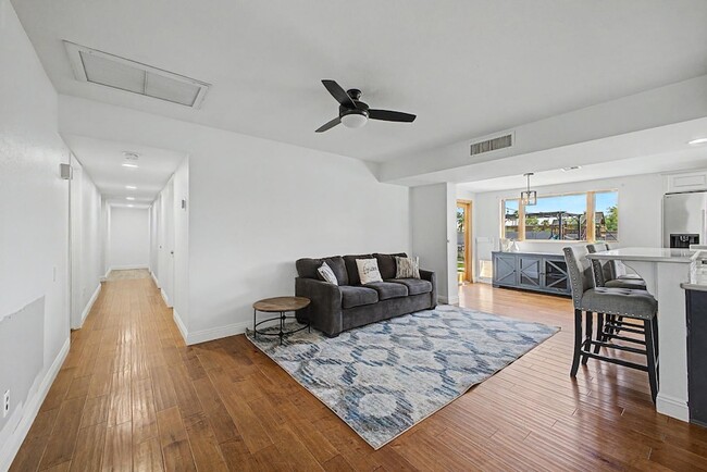 Building Photo - 6315 E Delcoa Ave