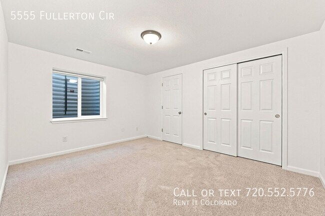 Building Photo - 5555 Fullerton Cir