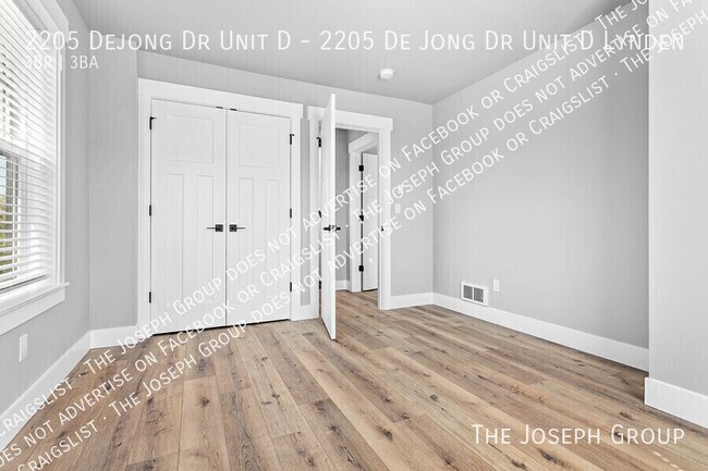 Building Photo - 2205 DeJong Dr