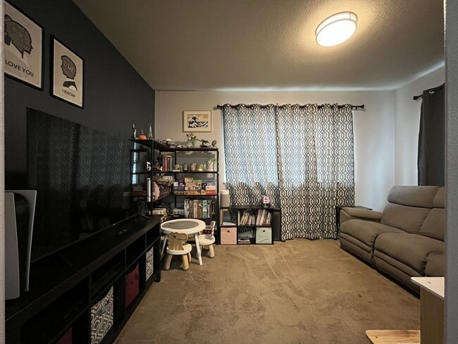 Building Photo - Modern 2 Bedroom + Bonus Room Townhome Near Nike with Dual En Suites, Balcony & Attached Garage