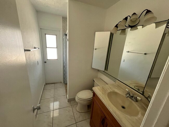 Building Photo - 6480 Contempo Ln