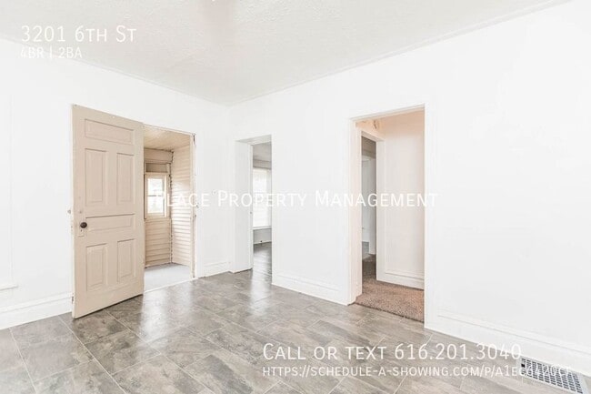Building Photo - 3201 6th St