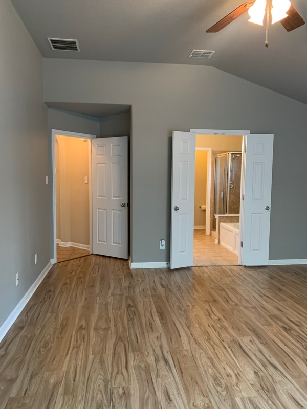 Building Photo - 8411 White Mulberry