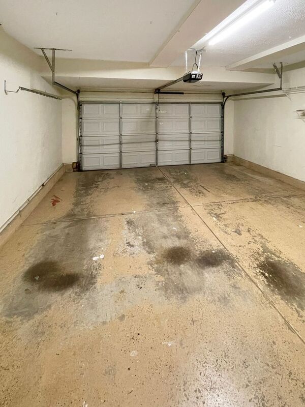 Building Photo - 2423 Rock Creek Ct