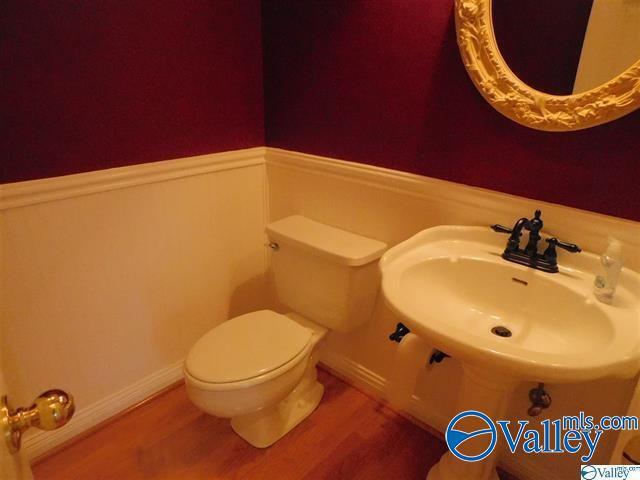 Building Photo - 176 Water Oak Dr