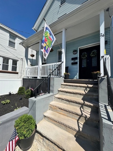 Building Photo - 24 Pamrapo Ave