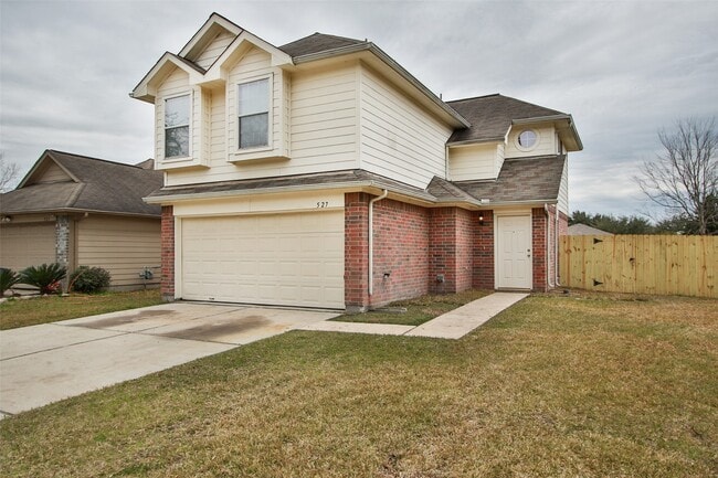 Primary Photo - 527 Richcrest Dr