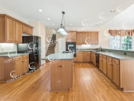 Building Photo - Spacious 6 Bedroom Home with First-Floor Suite, Loft, Garage & Community Pool in South Chesterfield