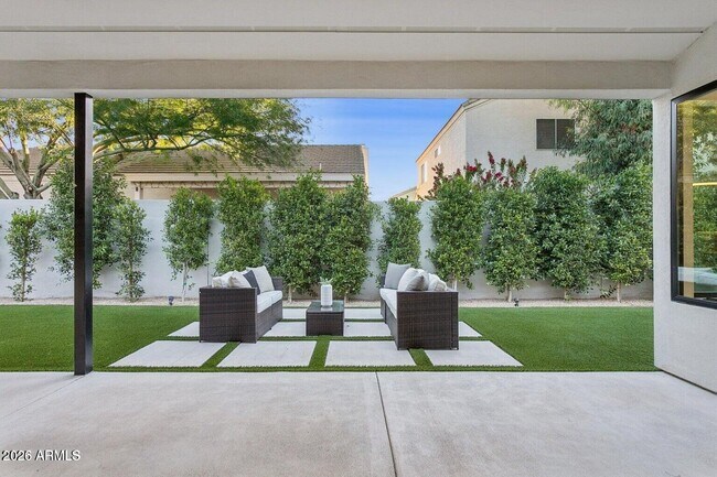 Building Photo - 6323 N 10th Dr