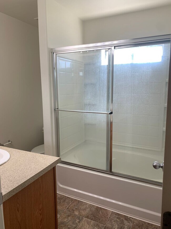 Building Photo - 8980 E Speedway Blvd